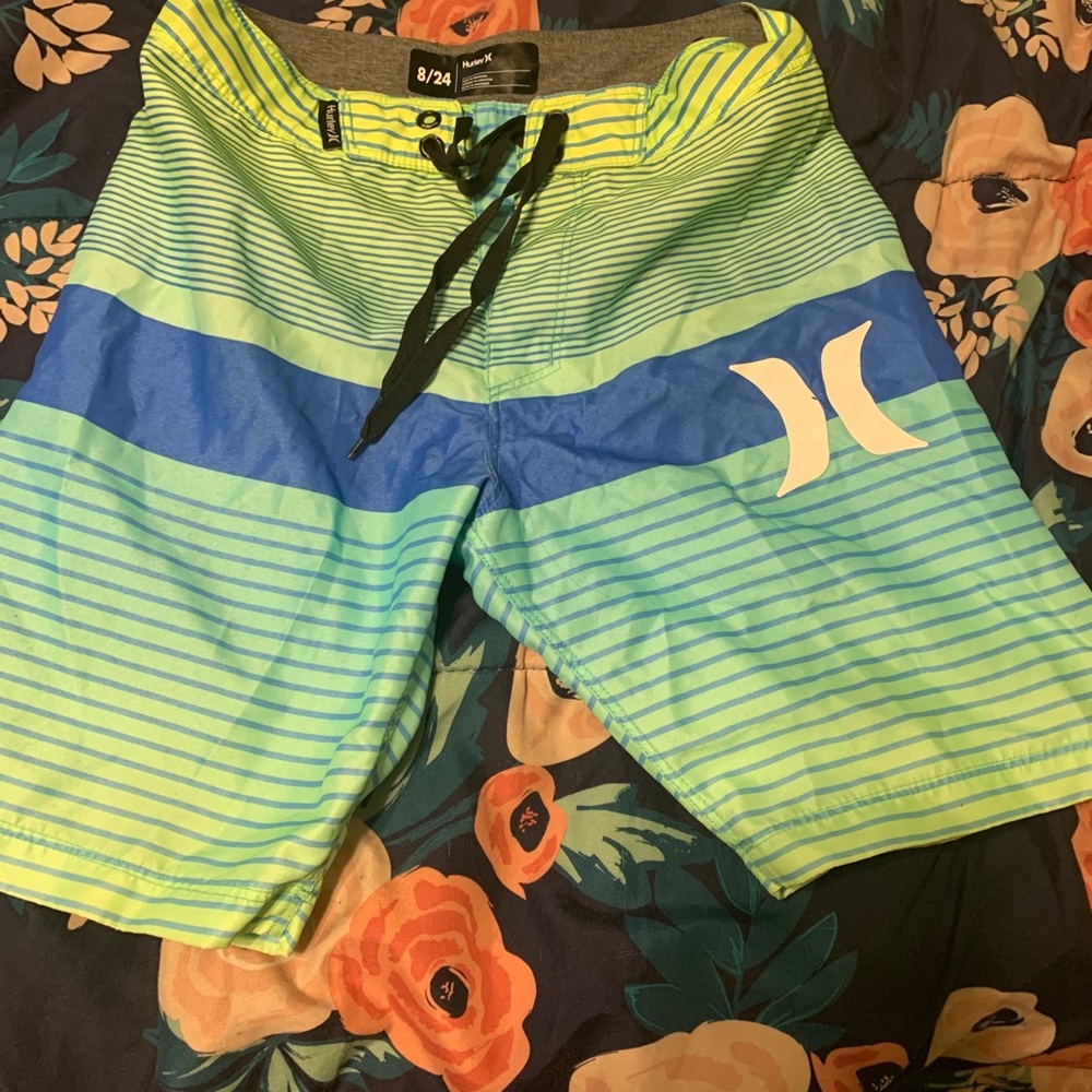 Hurley boys board shorts size 8